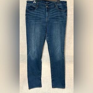 Chico's Dark Blue Skinny/Jegging Jeans